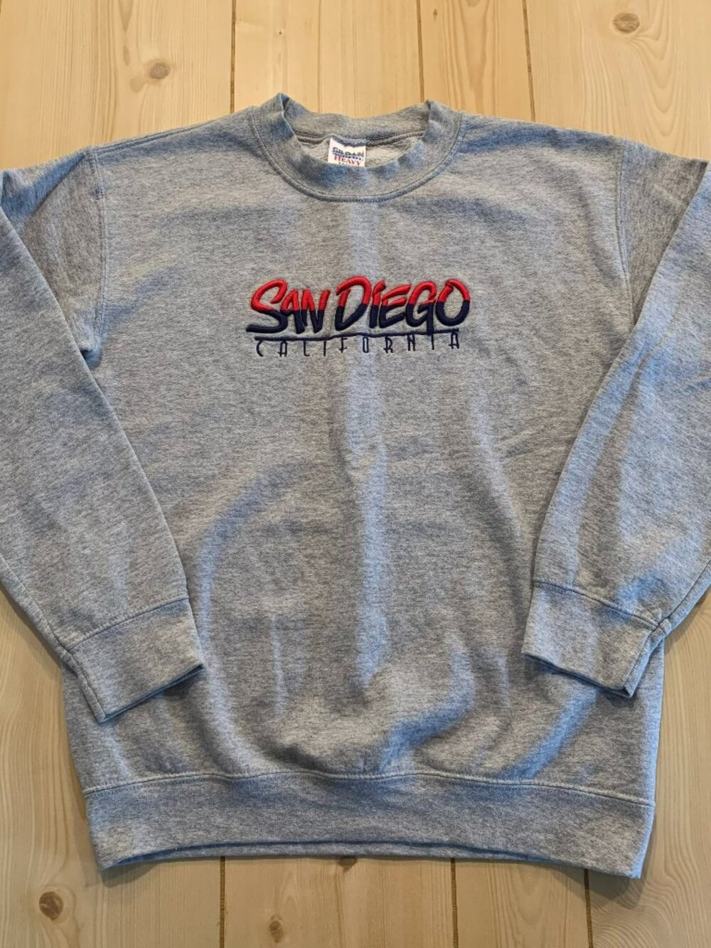 Vintage Y2K Gildan San Diego California Casual Tourist Souvenir Sweatshirt S